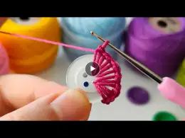 button show... very easy crochet